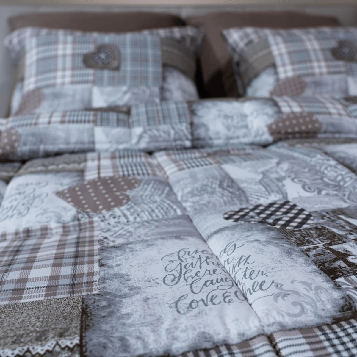 Zelesta Comfort Design Sommerbettdecke - Patchwork Hearts - Image 14