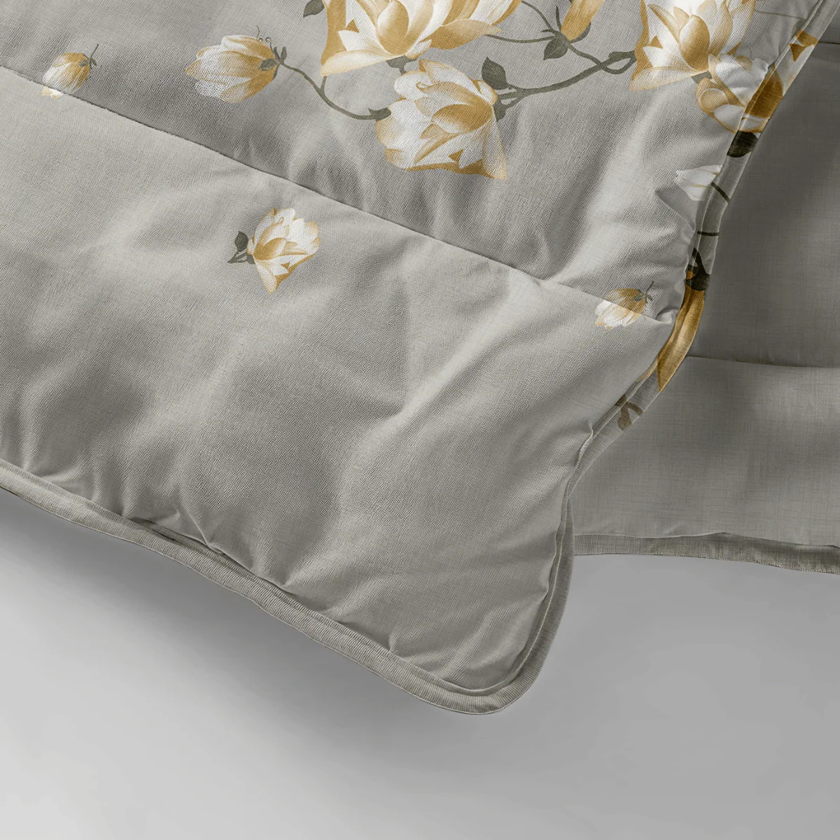 Zelesta Everyday Design Bettdecke - White Blossom - Image 10