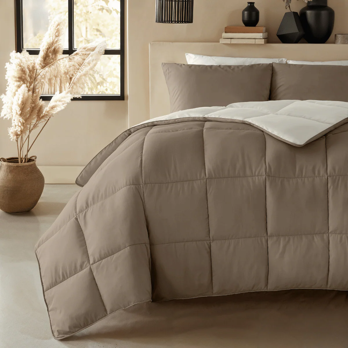 Zelesta Deluxe Perkal-Baumwolle Bettdecke - Taupe & Creme - Image 2