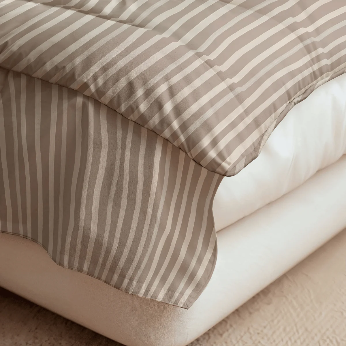 Zelesta Pure Design Baumwolle Bettdecke - Brown Stripes - Image 4