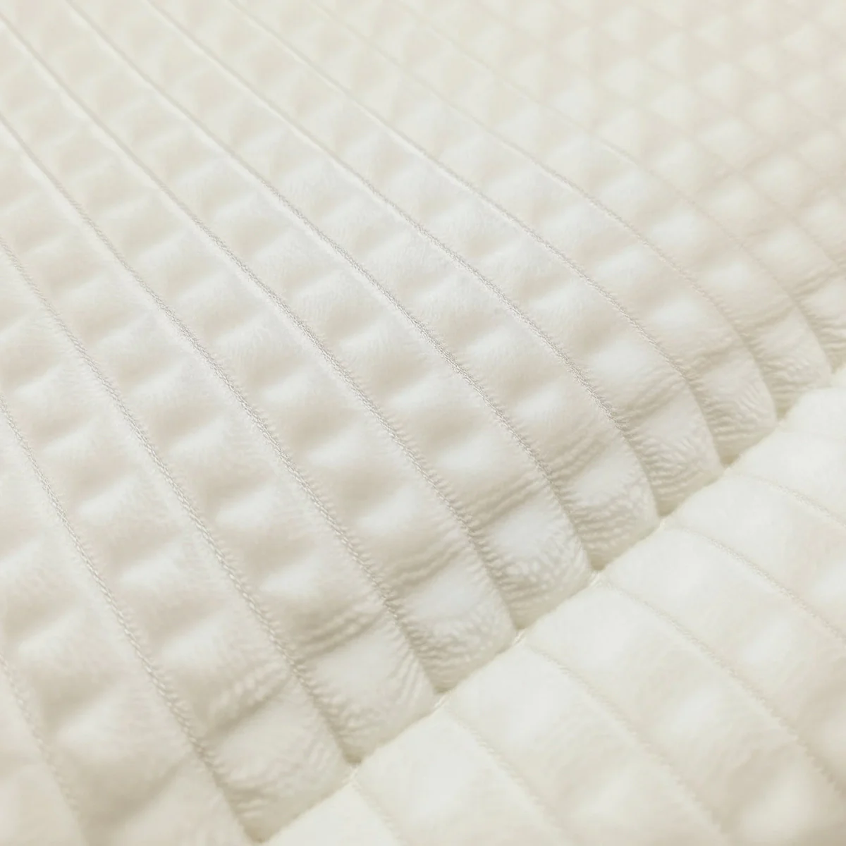 Zelesta Special Teddy Check Bettdecke - Creme - Image 5